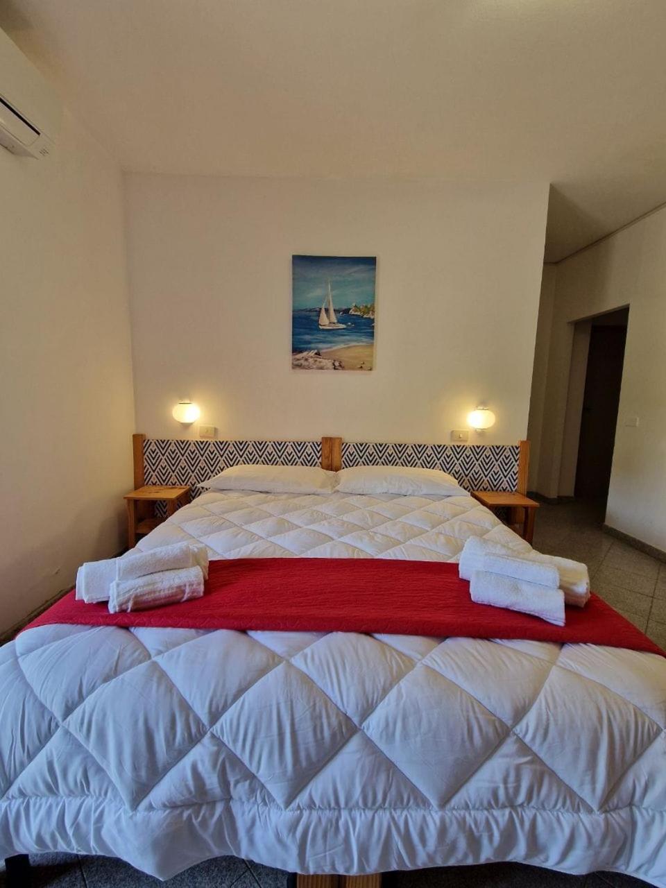 Hotel Mistral Альгеро Екстер'єр фото