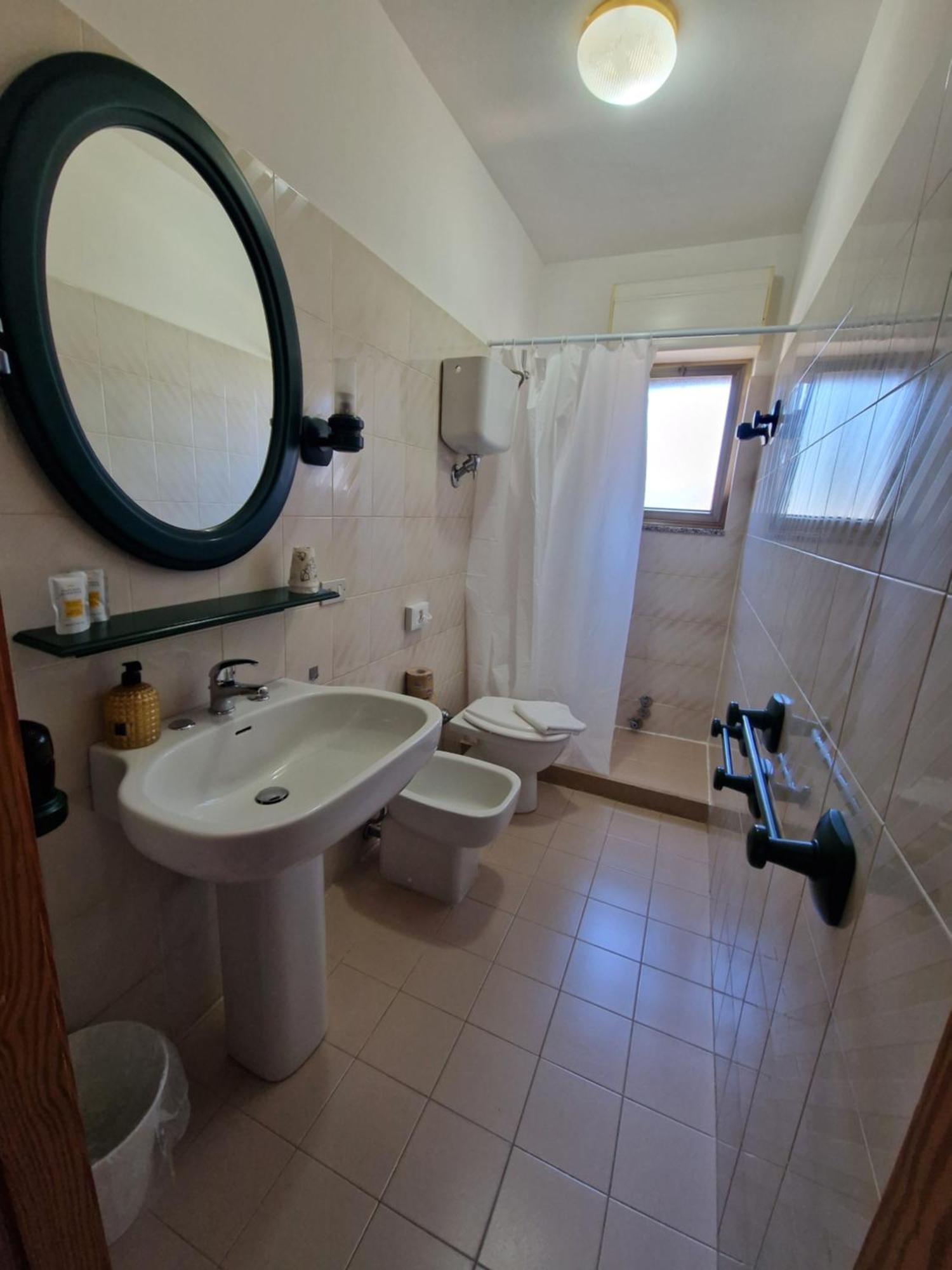 Hotel Mistral Альгеро Екстер'єр фото